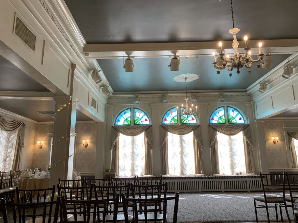 large picture windows along a wall inside the General Sutter Inn in Lititz, PA