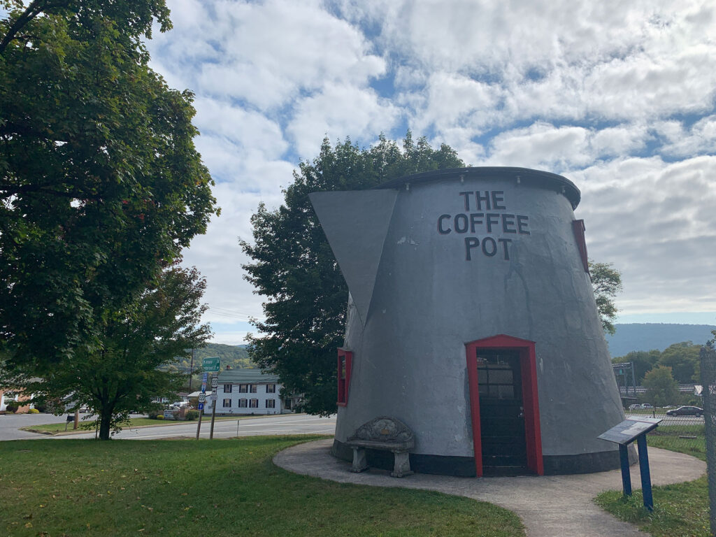 Coffee Pot shaped building now a roadside attraction in Bedford, PA