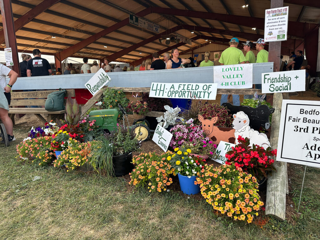 floral display celebrating 4H